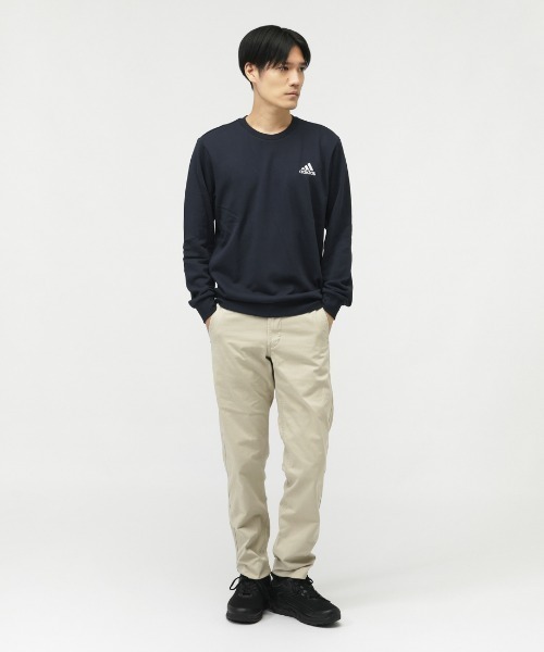 adidas(アディダス)の「アディダス adidas エッセンシャルズ エンブロイダード スモール ロゴ スウェットシャツ(スウェット・メンズ・ブラック/ネイビー/グレー・S/M/L/LL/3L)」の9枚目の写真