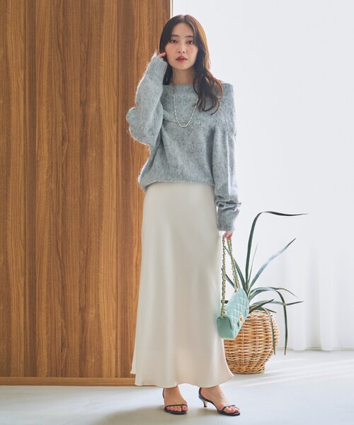 La boutique BonBon（ラブティックボンボン）の「【今すぐお届け！・最強モテニット】オフショルシャギーニット（ニット/セーター・レディース・グレー/ピンク/サックスブルー/レッド・FREE）」の18枚目の写真