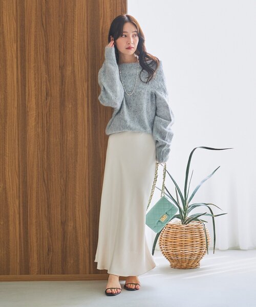 La boutique BonBon（ラブティックボンボン）の「【今すぐお届け！・最強モテニット】オフショルシャギーニット（ニット/セーター・レディース・グレー/ピンク/サックスブルー/レッド・FREE）」の21枚目の写真