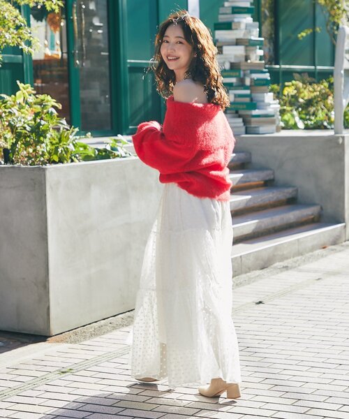 La boutique BonBon(ラブティックボンボン)の「【今すぐお届け!・最強モテニット】オフショルシャギーニット(ニット/セーター・レディース・グレー/ピンク/サックスブルー/レッド・FREE)」の14枚目の写真