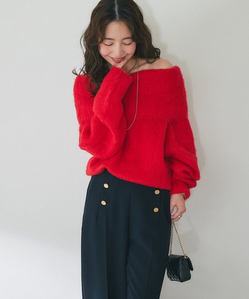 La boutique BonBon(ラブティックボンボン)の「【今すぐお届け!・最強モテニット】オフショルシャギーニット(ニット/セーター・レディース・グレー/ピンク/サックスブルー/レッド・FREE)」の7枚目の写真