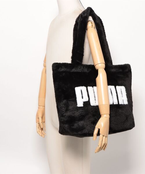PUMA(プーマ)の「《PUMA》UP FAUX FUR ショッパー(トートバッグ・レディース・ブラック/グレー系その他・フリー)」の5枚目の写真