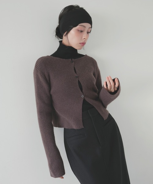 LIAN（リアン）の「センターホールリブニットカーディガン（カーディガン/ボレロ・レディース・ブラウン/レッド/チャコールグレー/ブラック・FREE）」の8枚目の写真