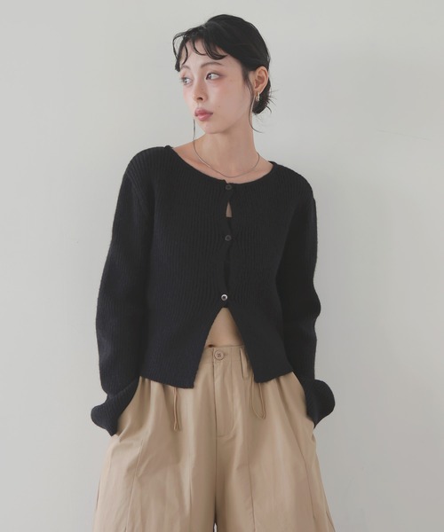 LIAN（リアン）の「センターホールリブニットカーディガン（カーディガン/ボレロ・レディース・ブラウン/レッド/チャコールグレー/ブラック・FREE）」の21枚目の写真