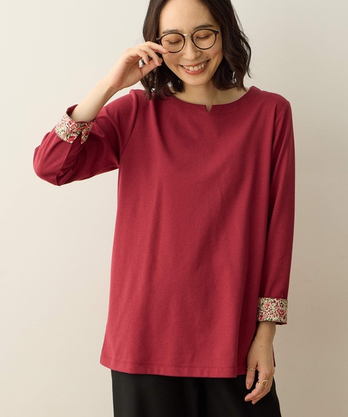 DECOY SINCE 1981(デコイシンスイチキュウハチイチ)の「リバティプリントチュニックプルオーバー(Tシャツ/カットソー・レディース・レッド/ネイビー・M/L/LL)」の3枚目の写真
