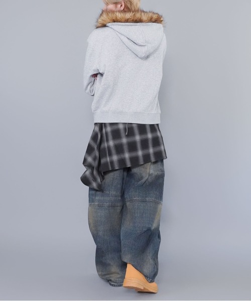 SPINNS(スピンズ)の「2WAY短丈ダブルジップパーカー/トライバルデザイン/フェイクファー取り外し可能(パーカー・メンズ・ブラック/杢グレー/ブラック系その他/ウッドランド・ONESIZE)」の18枚目の写真