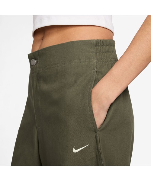 NIKE(ナイキ)の「ナイキ NIKE ナイキ NSW ストリート バレル パンツ(その他パンツ・レディース・グリーン/ブラック・L/M/S)」の4枚目の写真