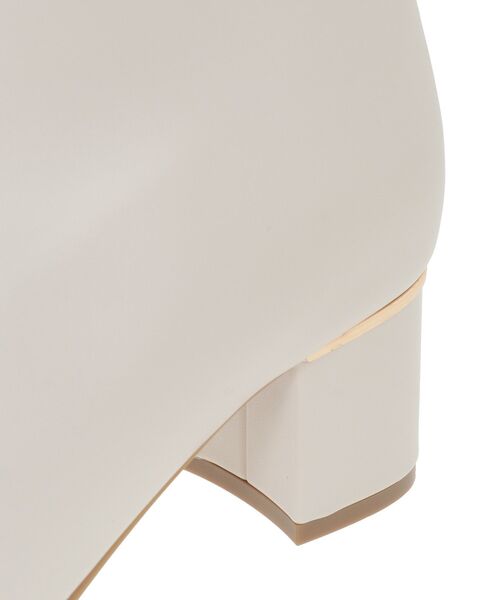 Green　Parks（グリーンパークス）の「RUPIS.ヒール金具ストレッチブーツ（ブーツ・レディース・ブラック/アイボリー・S/M/L）」の8枚目の写真