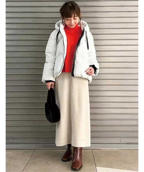 DRESSTERIOR(ドレステリア)の「コーデュロイジャージタイトスカート(スカート・レディース・ライトグレー/チャコールグレー・40/38/36/34)」の21枚目の写真