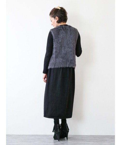 gossip!ロサンゼルス(ゴシップロサンゼルス)の「フェイクファー ミニボタンベスト(ベスト・レディース・グレー/ブラック/ホワイト・FREE)」の10枚目の写真