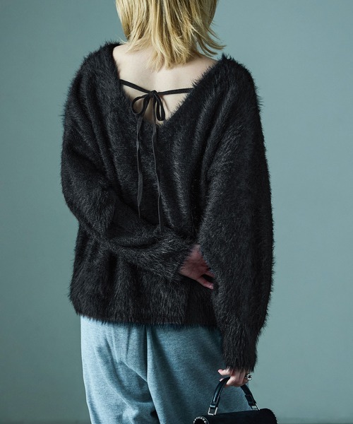 Fashion Letter(ファッションレター)の「シャギーニット バックリボン ニットプルオーバー(ニット/セーター・レディース・グレイッシュベージュ/ブラック/アイボリー・M)」の17枚目の写真