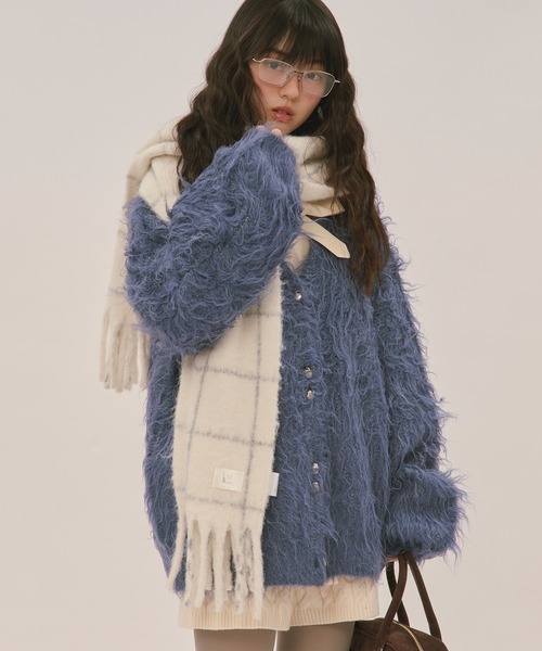 loin nuit(ロワンニュイ)の「mix color shaggy cardigan / ミックスカラーシャギーカーディガン(カーディガン/ボレロ・レディース・ブルー/ライトグレー/ボルドー・FREE)」の15枚目の写真
