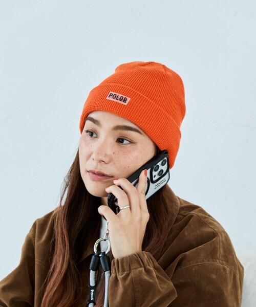POLeR（ポーラー）の「POLeR × FREAK'S STORE/ポーラー × フリークスストア 別注 BEANIE ワンポイントロゴ ビーニー（ニットキャップ/ビーニー・メンズ・ブラック/ネイビー/オレンジ・ONE SIZE）」の14枚目の写真