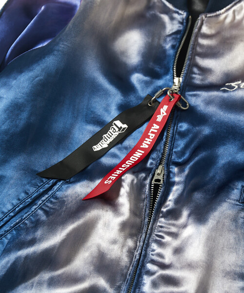 Alpha Industries（アルファインダストリーズ）の「Alpha Industries/アルファ インダストリーズ 別注 Tempaly × Alpha Industries × FREAK'S STORE エイジング加工 レーヨンサテン スカジャン（MA-1・メンズ・ブルー/ブラウン・SMALL/MEDIUM/LARGE/X-LARGE）」の16枚目の写真