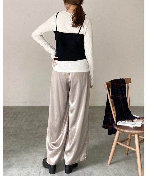 She's Closet（シーズクローゼット）の「ショート丈クロップドVネックミニケーブル編みニットビスチェキャミソール（ベスト・レディース・ブラウン/アイボリー/ブラック/グレー・FREE）」の12枚目の写真