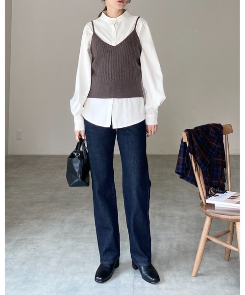 She's Closet（シーズクローゼット）の「ショート丈クロップドVネックミニケーブル編みニットビスチェキャミソール（ベスト・レディース・ブラウン/アイボリー/ブラック/グレー・FREE）」の13枚目の写真