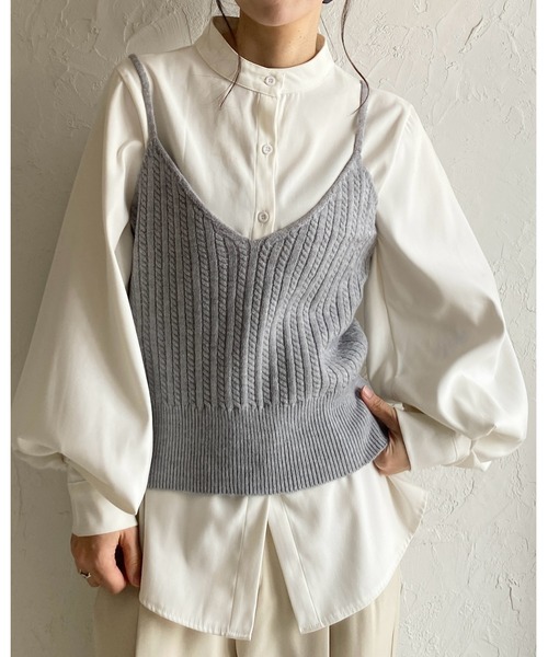 She's Closet（シーズクローゼット）の「ショート丈クロップドVネックミニケーブル編みニットビスチェキャミソール（ベスト・レディース・ブラウン/アイボリー/ブラック/グレー・FREE）」の22枚目の写真