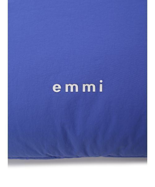 emmi（エミ）の「【限定カラーあり】ナイロンパディングバッグ（ショルダーバッグ・レディース・ブラウン/ピンク/ダークネイビー/イエロー/アイボリー/ライトブルー/シルバー/ブルー・F）」の13枚目の写真
