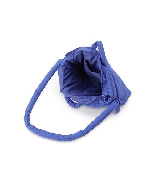 emmi（エミ）の「【限定カラーあり】ナイロンパディングバッグ（ショルダーバッグ・レディース・ブラウン/ピンク/ダークネイビー/イエロー/アイボリー/ライトブルー/シルバー/ブルー・F）」の14枚目の写真