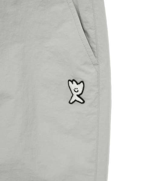 Wacky WiLLy(ワッキーウィリー)の「化繊パラシュートパンツライトグレー(その他パンツ・レディース・その他・SMALL/MEDIUM/LARGE/X-LARGE)」の5枚目の写真