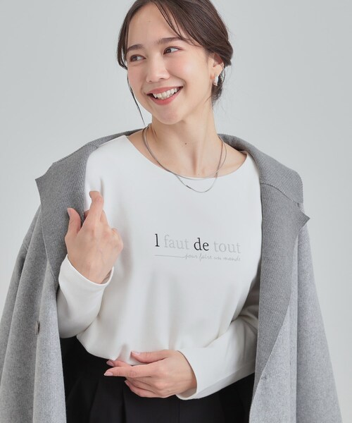 DRESKIP(ドレスキップ)の「【洗濯機可/S-LL】大人が着やすい小さめロゴ 刺繍ロンT(Tシャツ/カットソー・レディース・ボルドー/オフホワイト/チャコールグレー・01/02/03/04)」の2枚目の写真