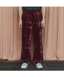 UNALLOYED（アナロイド）の「ベルベットコーデュロイパンツ / バーガンディ（その他パンツ）」