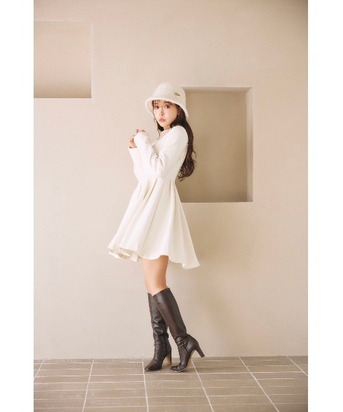 MISTREASS(ミストレアス)の「High Neck F&F Wool Coat Dress(その他アウター・レディース・グレー/アイボリー・FREE)」の3枚目の写真