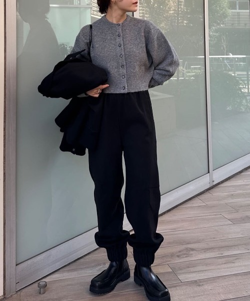 STYLEMIXER(スタイルミキサー)の「ヘムギャザーフォルムパンツ(スウェットパンツ・レディース・グレー/ブラック・SMALL/MEDIUM)」の2枚目の写真