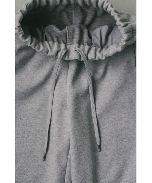 STYLEMIXER(スタイルミキサー)の「ヘムギャザーフォルムパンツ(スウェットパンツ・レディース・グレー/ブラック・SMALL/MEDIUM)」の20枚目の写真