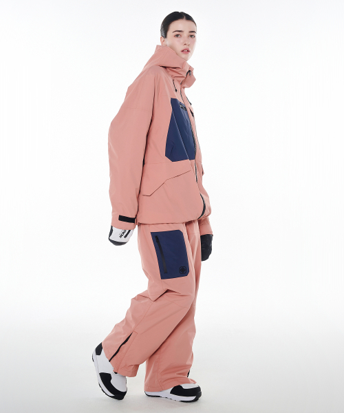 DOLL OUTERWEAR(ドラ アウターウェア)の「2425 クラーロ ボードウェアパンツ ピンク 男女共用(その他パンツ・レディース・その他・SMALL/MEDIUM/LARGE/X-LARGE/X-SMALL)」の11枚目の写真