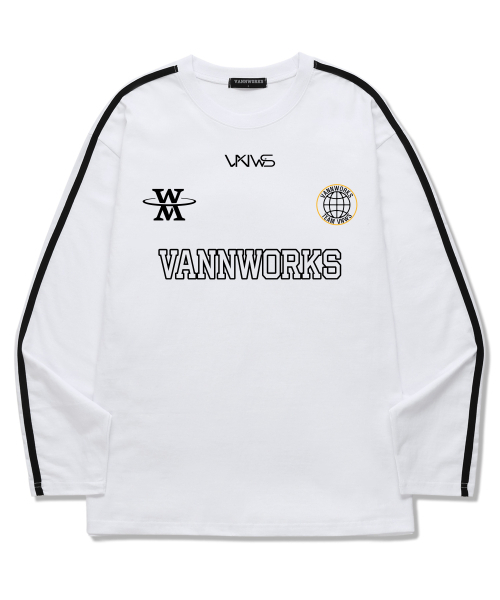 VANNWORKS(バンワークス)の「ブロックコアエンブレム袖テープロングスリーブ (VLS0072) ホワイト(Tシャツ/カットソー・レディース・その他・X-LARGE/XX-LARGE)」の1枚目の写真