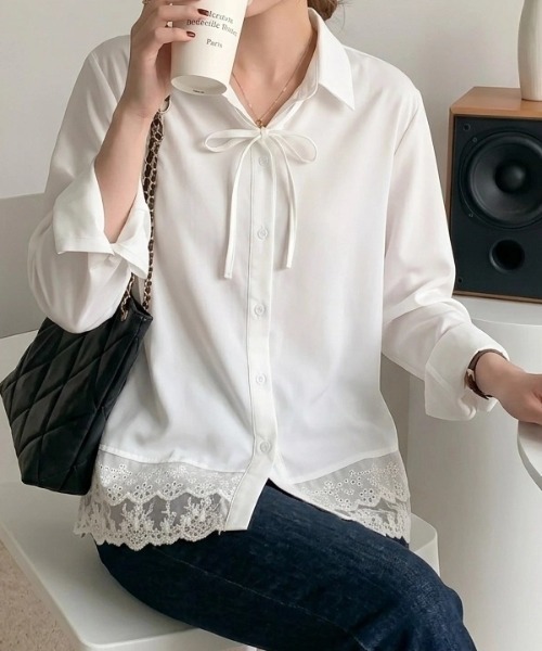cammie(キャミー)の「裾レースシャツ(シャツ/ブラウス・レディース・ホワイト・M/L)」の3枚目の写真