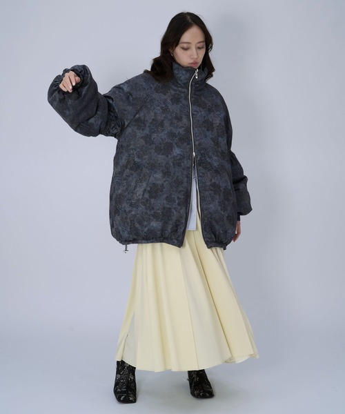 HARE（ハレ）の「2WAYエアサーマルリバーシブルブルゾン(HARE)（ブルゾン・レディース・ブラック/ネイビー/パープル・FREE）」の6枚目の写真