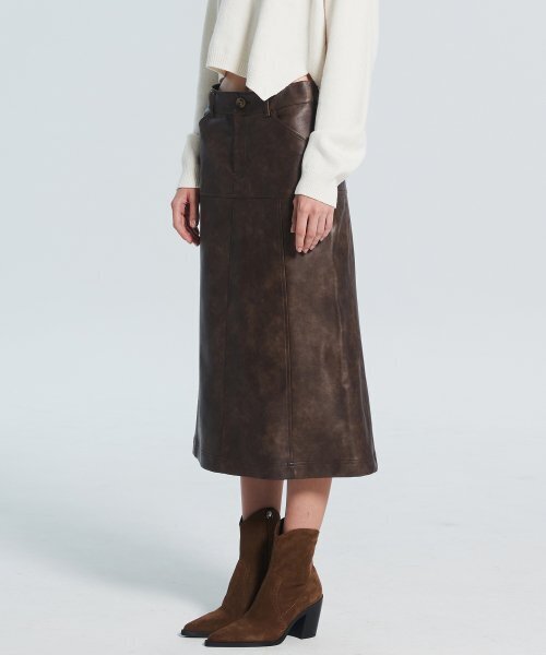 RACLEUR（ラクレール）の「パネルレイヤーロングスカート [LEATHER]（スカート・レディース・その他・SMALL/MEDIUM）」の2枚目の写真