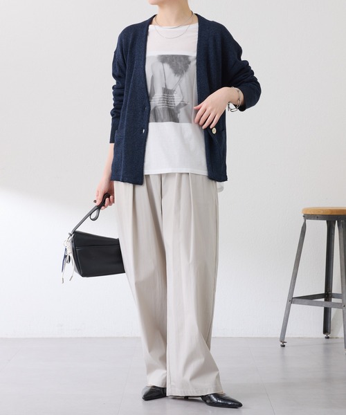 COLLAGE GALLARDAGALANTE（コラージュガリャルダガランテ）の「シアードルマンフォトT（Tシャツ/カットソー・レディース・オフホワイト/チャコールグレー・FREE）」の3枚目の写真