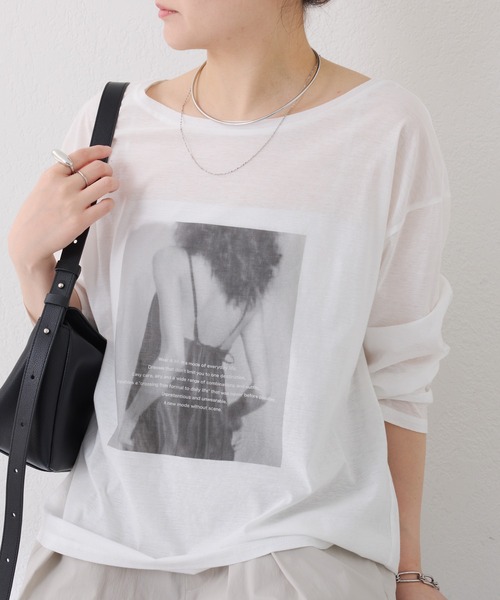 COLLAGE GALLARDAGALANTE（コラージュガリャルダガランテ）の「シアードルマンフォトT（Tシャツ/カットソー・レディース・オフホワイト/チャコールグレー・FREE）」の5枚目の写真