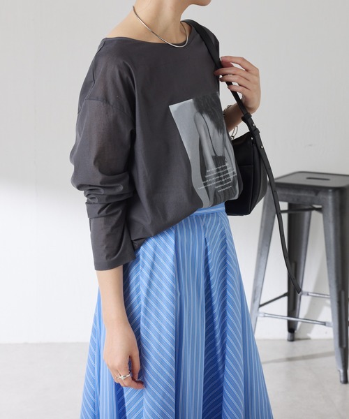 COLLAGE GALLARDAGALANTE（コラージュガリャルダガランテ）の「シアードルマンフォトT（Tシャツ/カットソー・レディース・オフホワイト/チャコールグレー・FREE）」の15枚目の写真