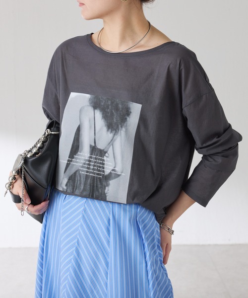 COLLAGE GALLARDAGALANTE（コラージュガリャルダガランテ）の「シアードルマンフォトT（Tシャツ/カットソー・レディース・オフホワイト/チャコールグレー・FREE）」の20枚目の写真