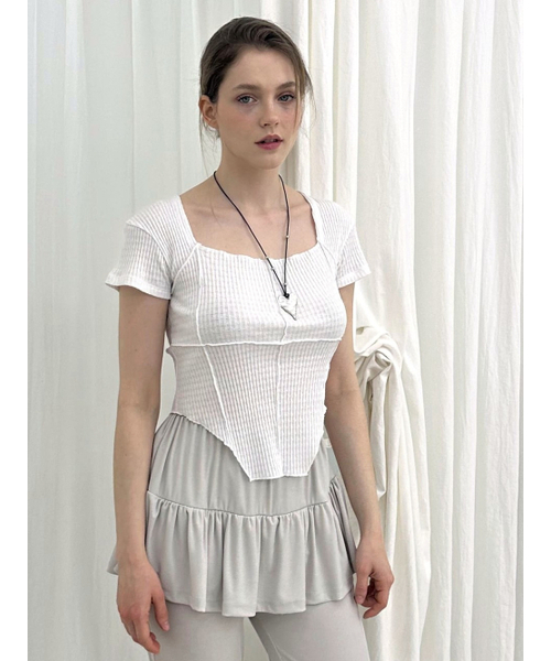 MOIFAIRE(モイフェア)の「BAGEL SQUARE NECK T-SHIRT / WHITE(Tシャツ/カットソー・レディース・ホワイト・FREE)」の4枚目の写真