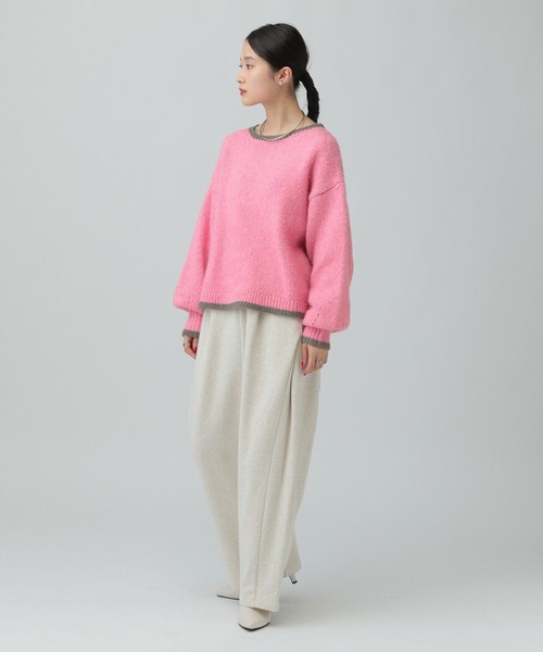 LEPSIM（レプシィム）の「3ゲージ配色ショートプルオーバー　637998（ニット/セーター・レディース・ベージュ/ピンク/チャコールグレー/ライトブルー・FREE）」の13枚目の写真
