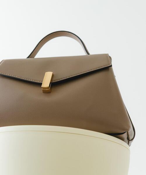 RODE SKO(ロデスコ)の「フラップワンハンドルバッグ(ハンドバッグ・レディース・アイボリー/ブラック/モカ・ONE)」の21枚目の写真
