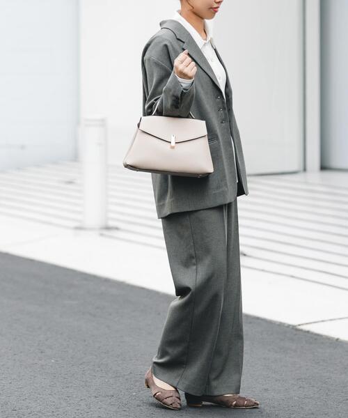 RODE SKO(ロデスコ)の「フラップワンハンドルバッグ(ハンドバッグ・レディース・アイボリー/ブラック/モカ・ONE)」の16枚目の写真