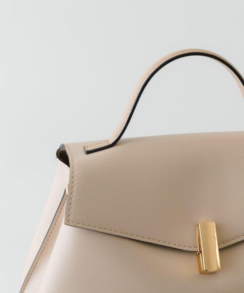 RODE SKO(ロデスコ)の「フラップワンハンドルバッグ(ハンドバッグ・レディース・アイボリー/ブラック/モカ・ONE)」の8枚目の写真