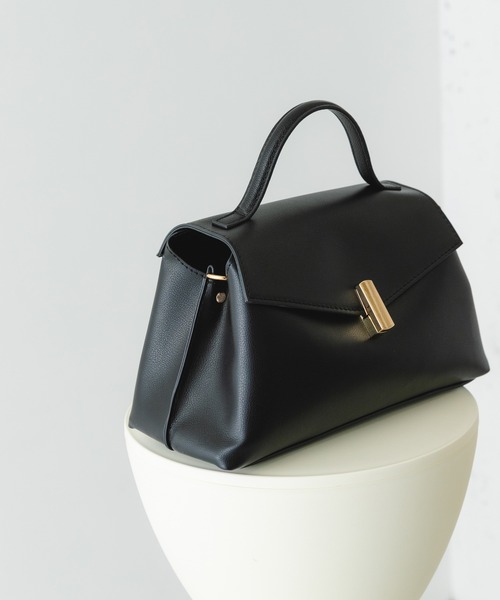 RODE SKO(ロデスコ)の「フラップワンハンドルバッグ(ハンドバッグ・レディース・アイボリー/ブラック/モカ・ONE)」の14枚目の写真