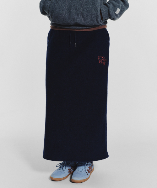 MENASOO(ミナス)の「Terry Fleece Long Skirt_Navy(スカート・レディース・ネイビー・1/2)」の5枚目の写真