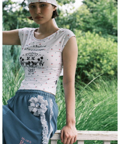 JOEGUSH(ジョーガッシュ)の「Boat Neck Sleeveless Top (Flower Cross-stitch)(Tシャツ/カットソー・レディース・その他・FREE)」の5枚目の写真