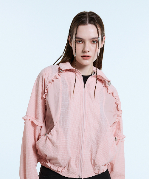 LARTIGENT(ラーティゼン)の「L11 FRILL WINDBREAKER(PINK)(ナイロンジャケット・レディース・その他・FREE)」の2枚目の写真