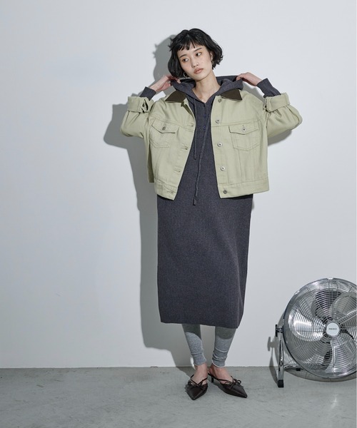 THE YOn(ザヨン)の「ラグランフーディーリブニットワンピース(ワンピース・レディース・ブラック/アイボリー/チャコールグレー・FREE)」の10枚目の写真