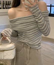 ボーダーオフショルダーニット