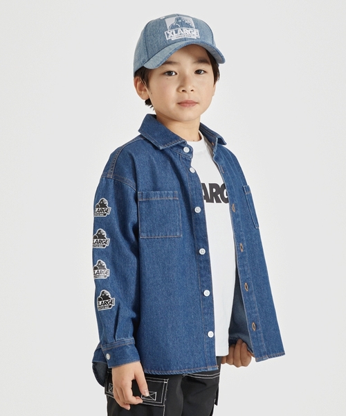 XLARGE KIDS（エクストララージキッズ）の「パッチロゴデニム長袖シャツ（シャツ/ブラウス・キッズ・ライトブルー/ブルー・130cm/120cm/110cm/140cm）」の2枚目の写真